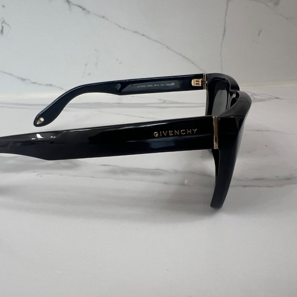 PRISTINE Givenchy Flat Top Sunglasses – RARE - Picture 9 of 9
